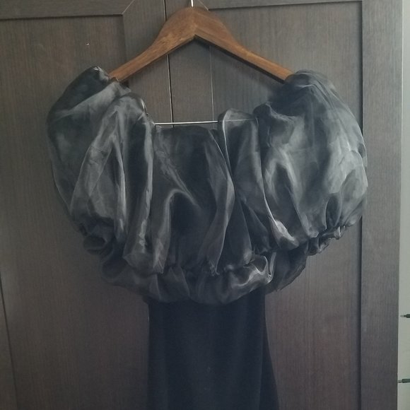 NWT VELVET MINI BLACK FESTIVE COLLECTION DRESS. - Picture 6 of 7